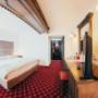 Guest Room with Queen Bed