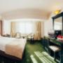 Guest Room with Queen Bed