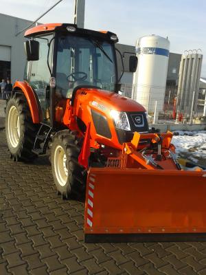 TRCTOR-NOU-4x4-60CP