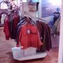 Mobilier comercial din panouri Slatwall