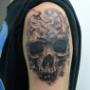 Tatuaj Craniu Ceas