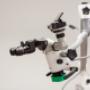 Microscop / Microscope